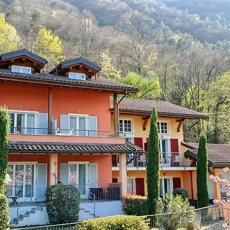 Cascina Nel Bosco Pensión Cannobio