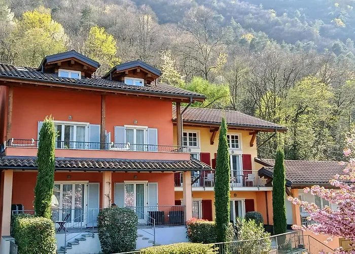 Cascina Nel Bosco 게스트하우스 카노비오